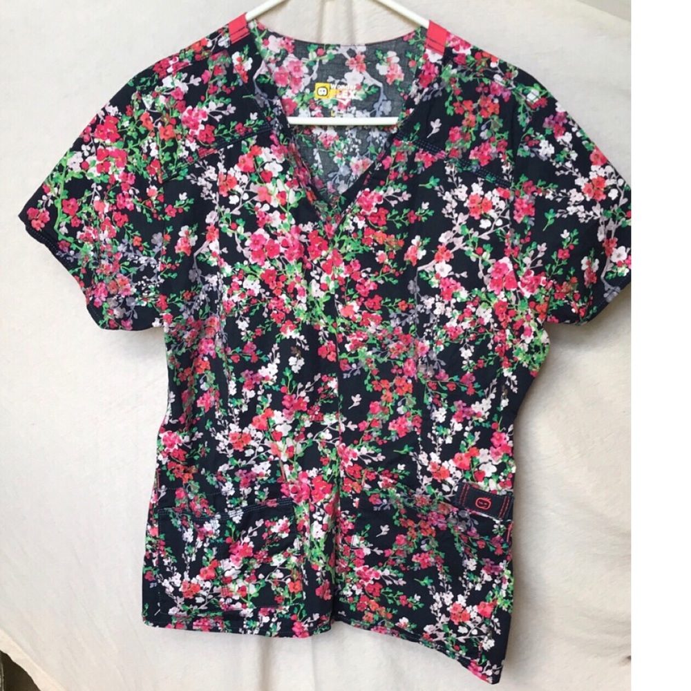 WonderWink Flex Scrub top
